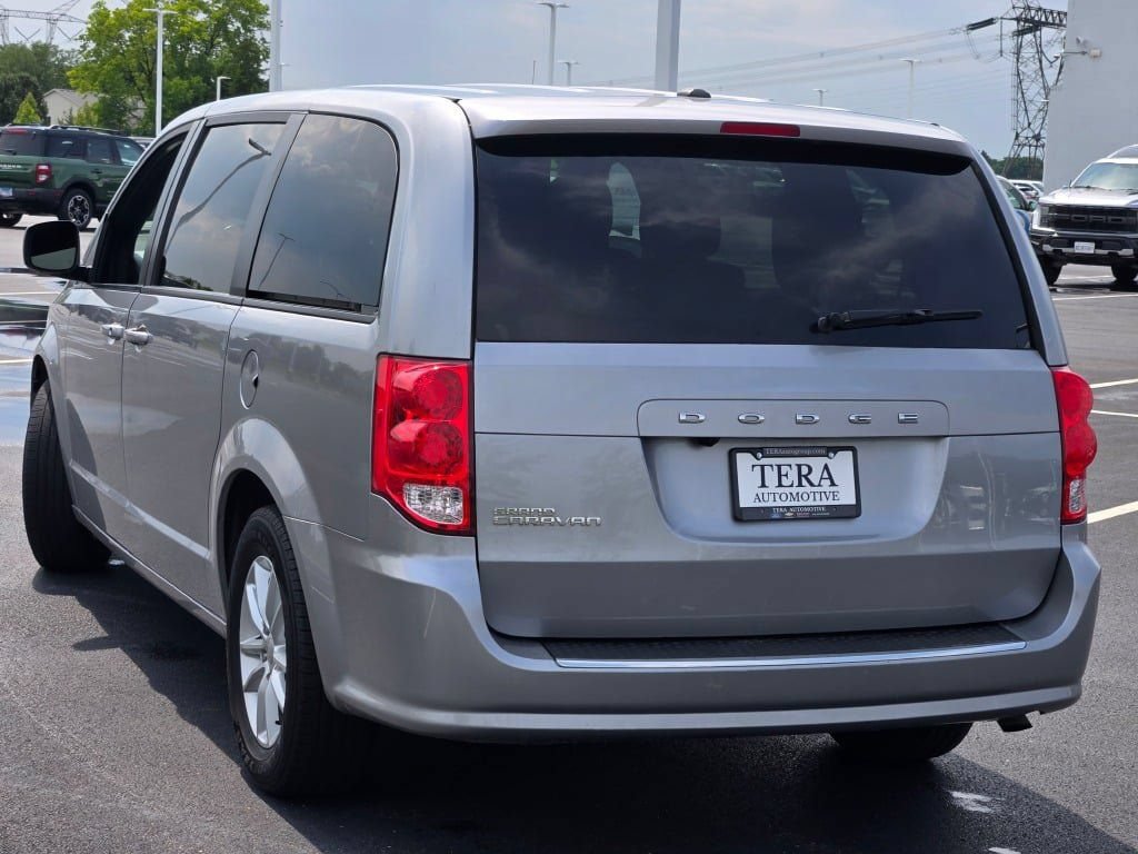 Used 2020 Dodge Grand Caravan SE FWD image 13