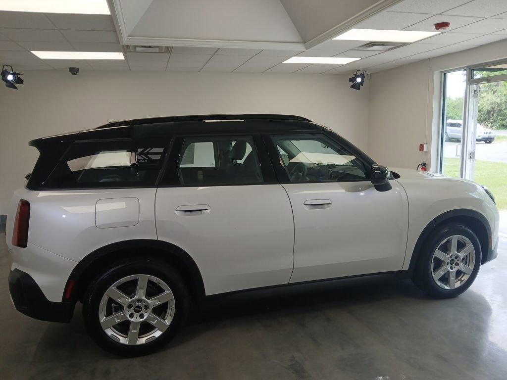 Used 2025 MINI Cooper Countryman S AWD/4WD image 8