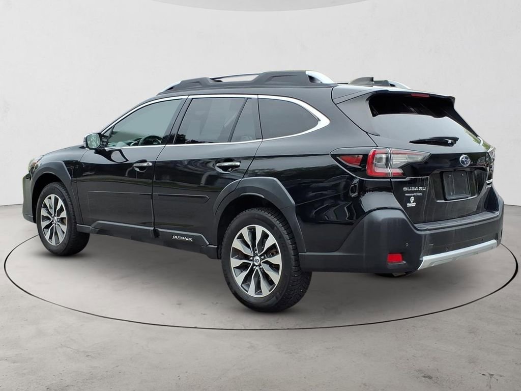 Used 2023 Subaru Outback Touring XT AWD/4WD image 6