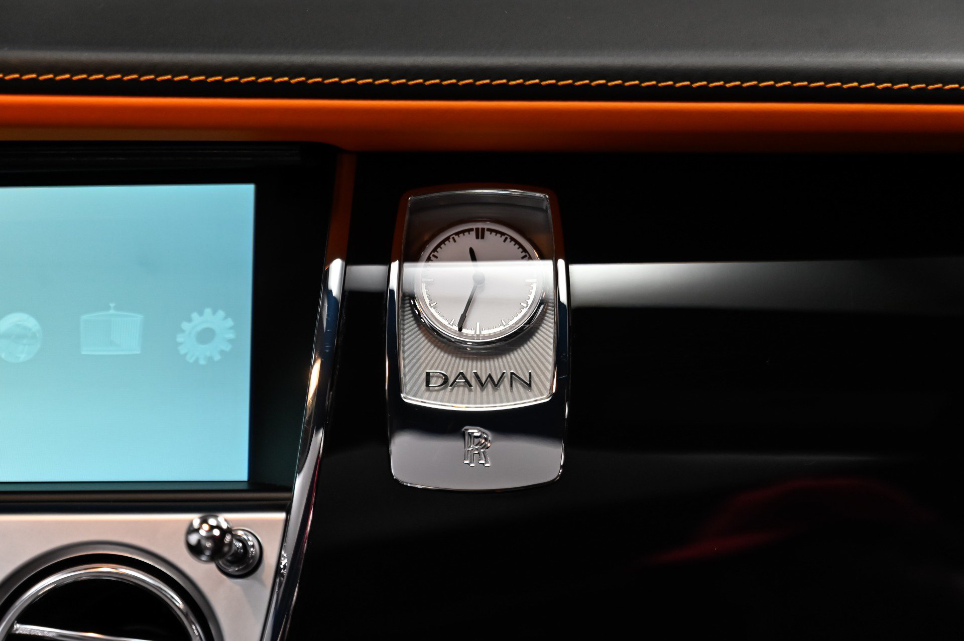 Used 2017 Rolls-Royce Dawn RWD image 18