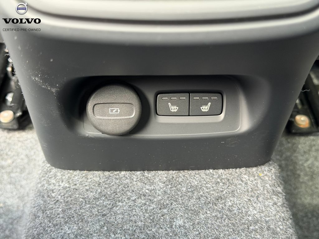 Used 2026 Volvo XC40 B5 Plus w/ Protection Package Premier AWD/4WD image 22