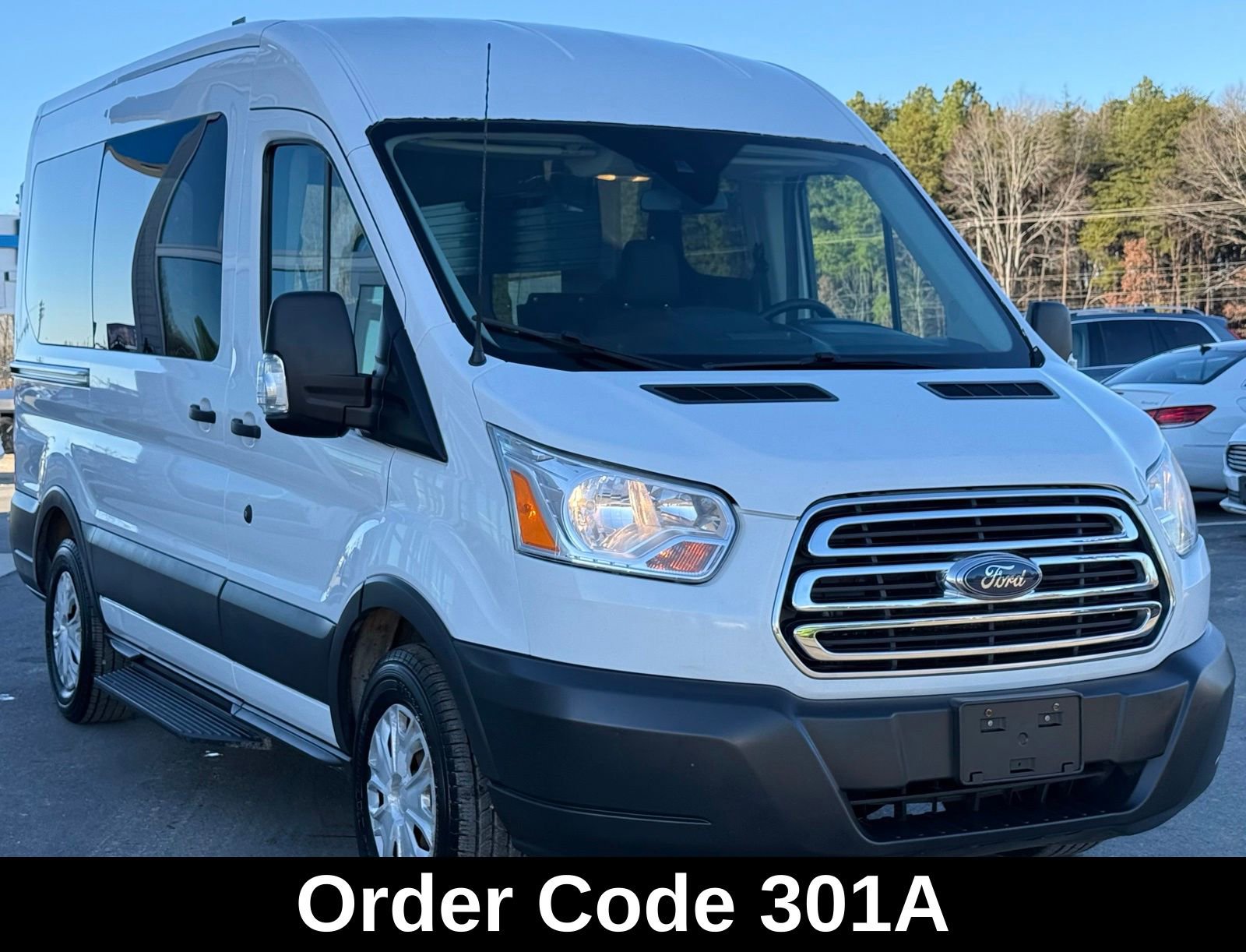 Used 2018 Ford Transit 150 XLT RWD image 6