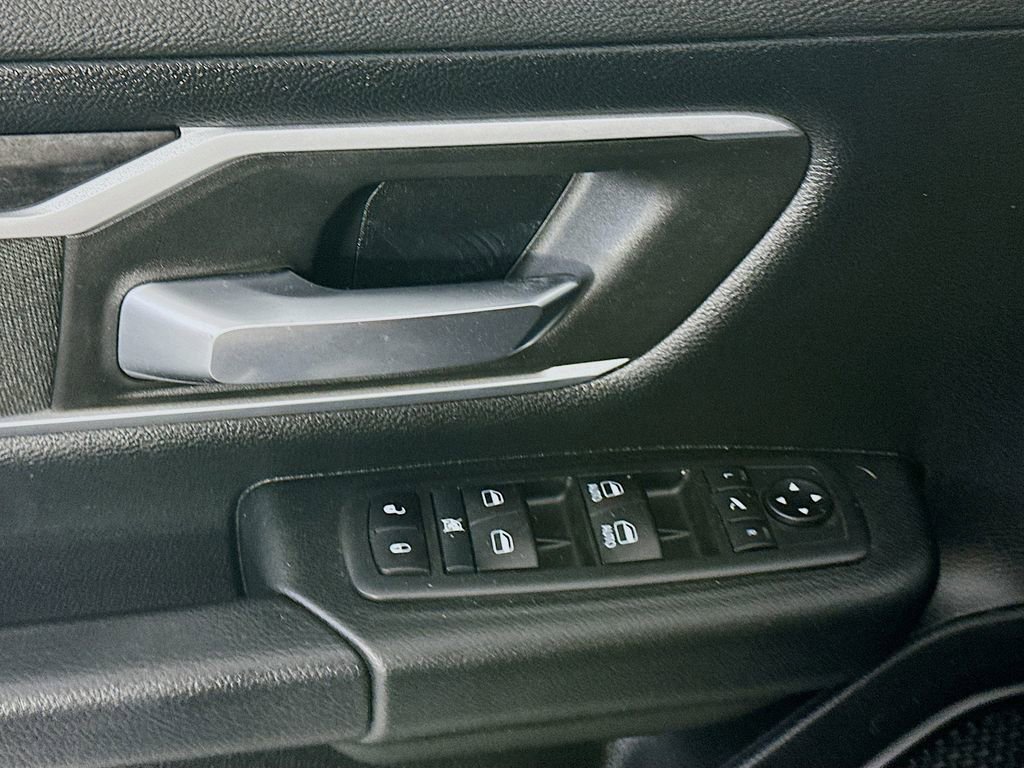 Used 2021 RAM 1500 Big Horn AWD/4WD image 23