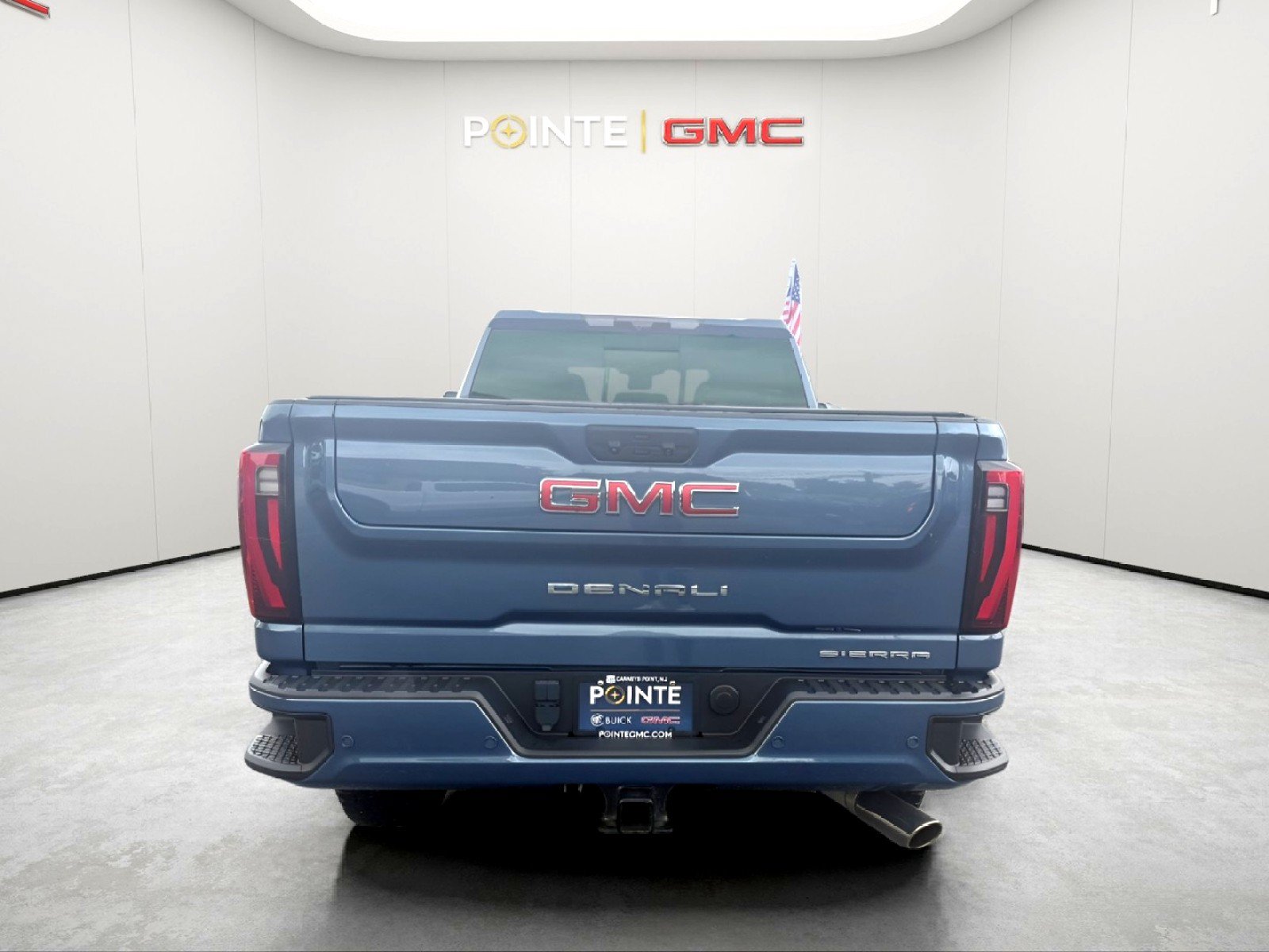 Used 2024 GMC Sierra 2500 Denali w/ Denali Reserve Package AWD/4WD image 6