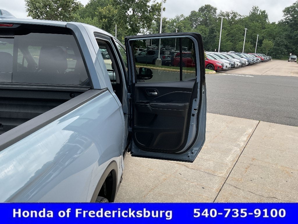 Certified 2025 Honda Ridgeline RTL image 18
