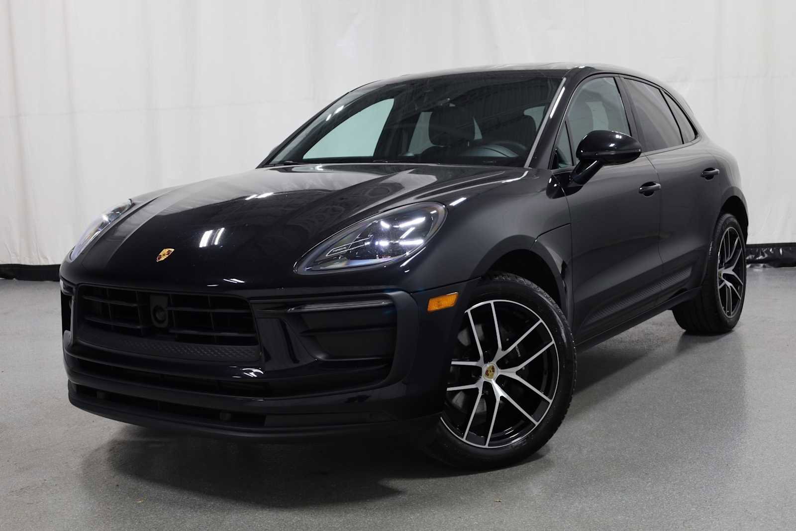 Certified 2022 Porsche Macan
