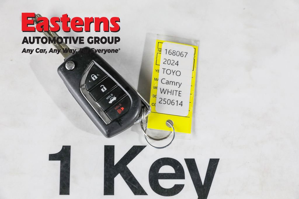 Used 2024 Toyota Camry SE FWD image 24