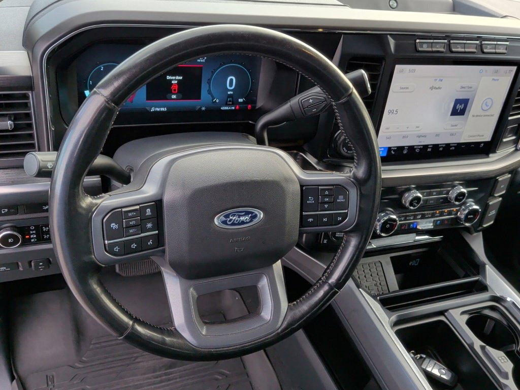 Used 2023 Ford F250 Lariat w/ Lariat Ultimate Package AWD/4WD image 18