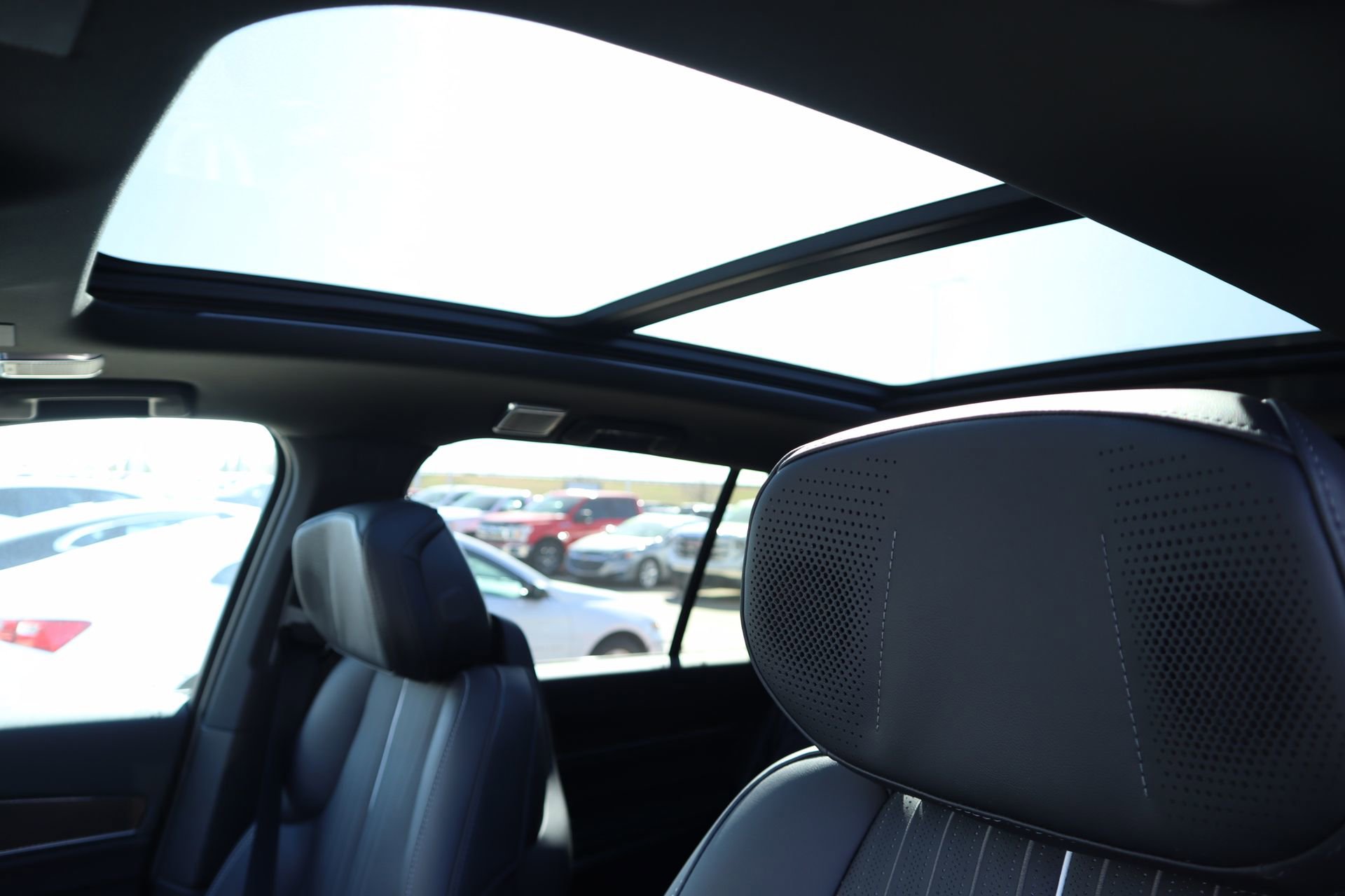 New 2026 Cadillac Vistiq Sport image 21