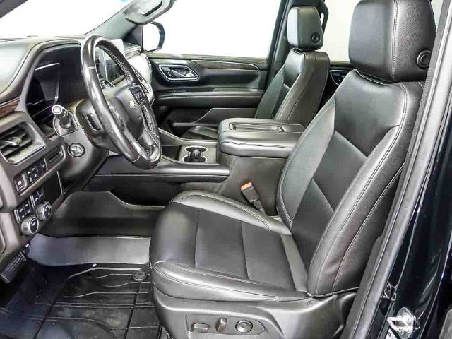 Used 2022 Chevrolet Tahoe LT w/ Luxury Package AWD/4WD image 12