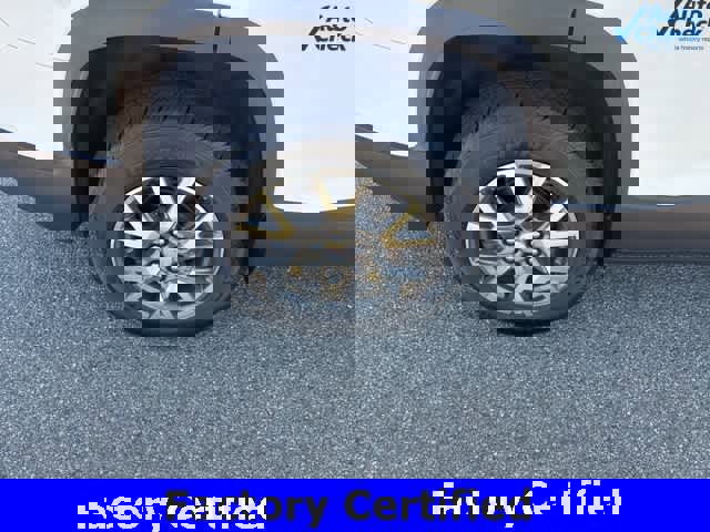 Certified 2023 GMC Acadia SLE image 9