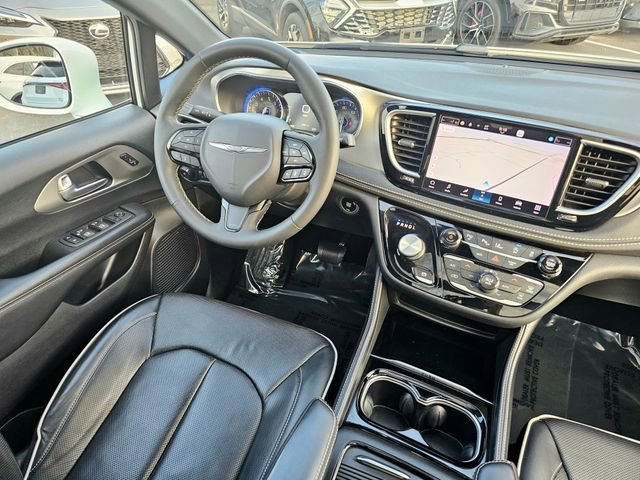 Used 2022 Chrysler Pacifica Limited w/ S Appearance Package image 29