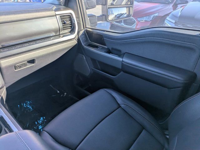 Used 2024 Ford F250 Lariat w/ Black Appearance Package image 14