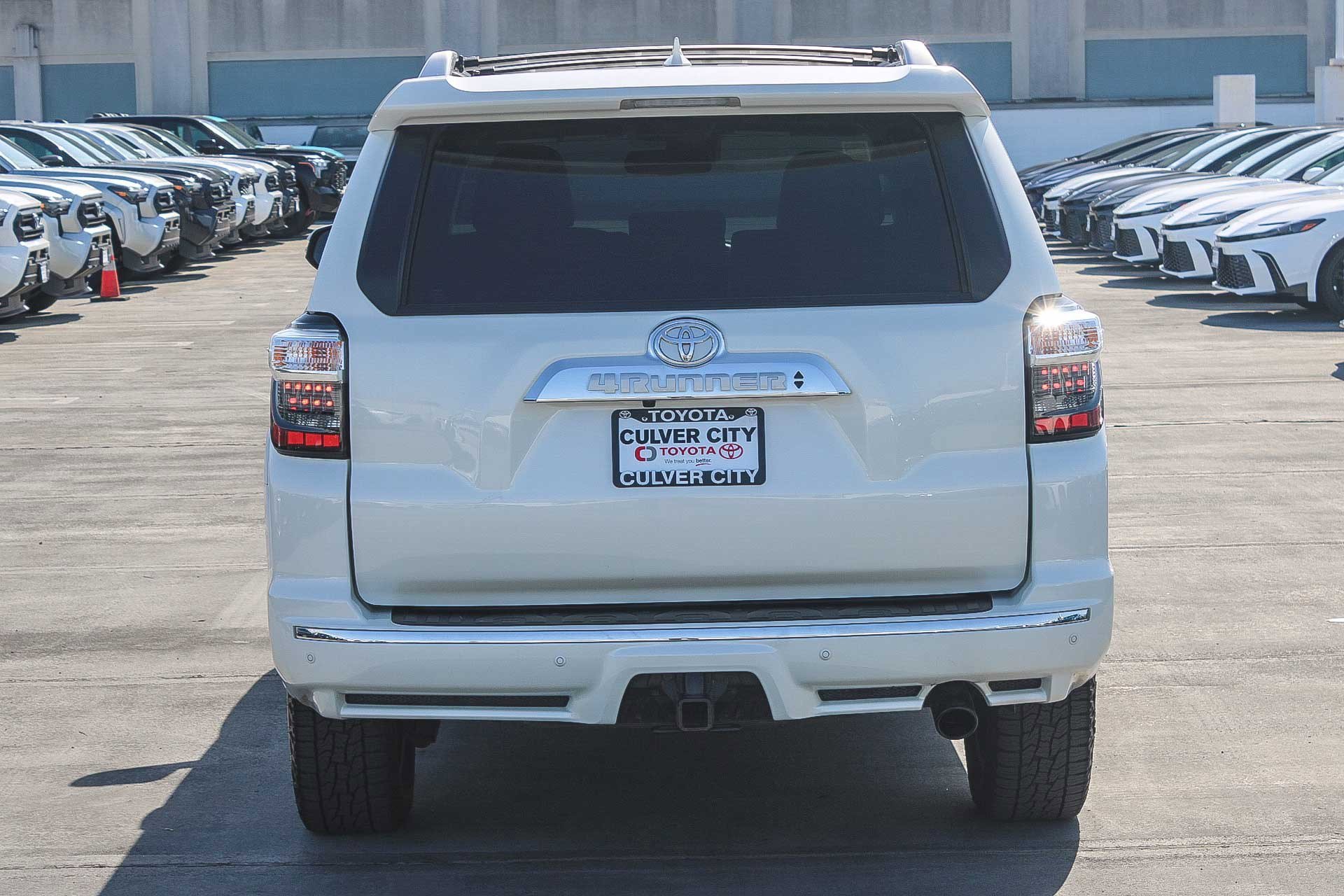 Used 2023 Toyota 4Runner Limited image 8