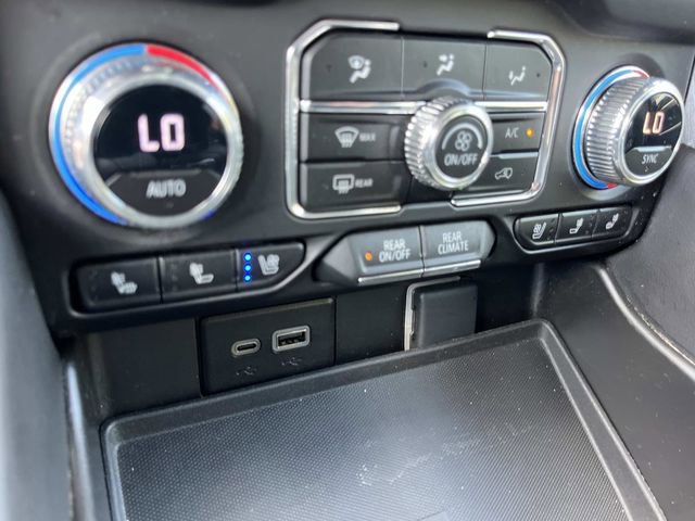 Used 2023 GMC Yukon SLT AWD/4WD image 41