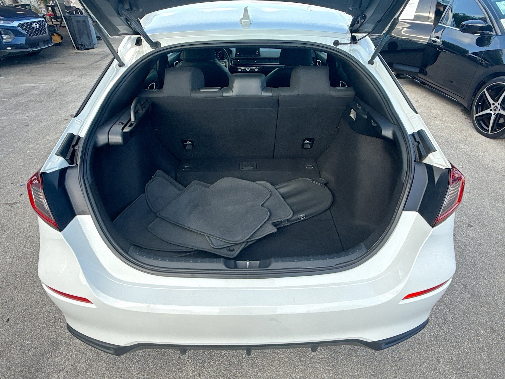 Used 2024 Honda Civic Sport image 25