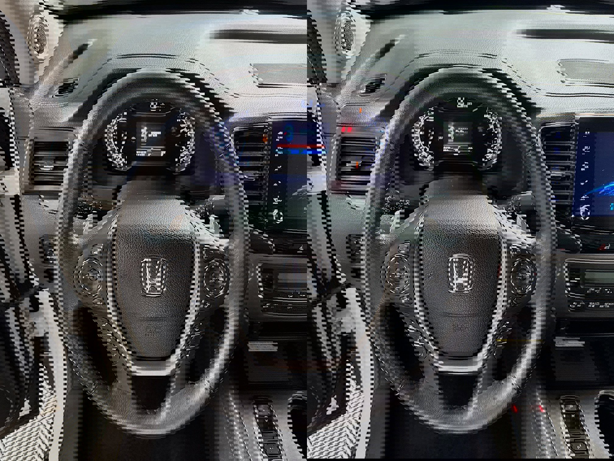 Used 2023 Honda Ridgeline RTL-E image 16