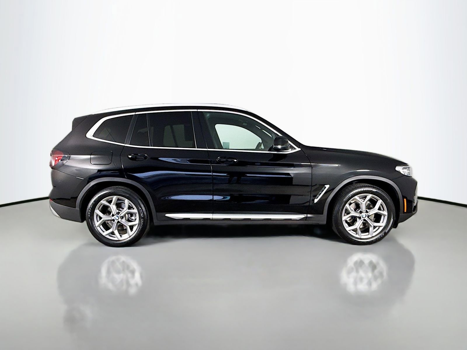Certified 2023 BMW X3 sDrive30i w/ Convenience Package image 8