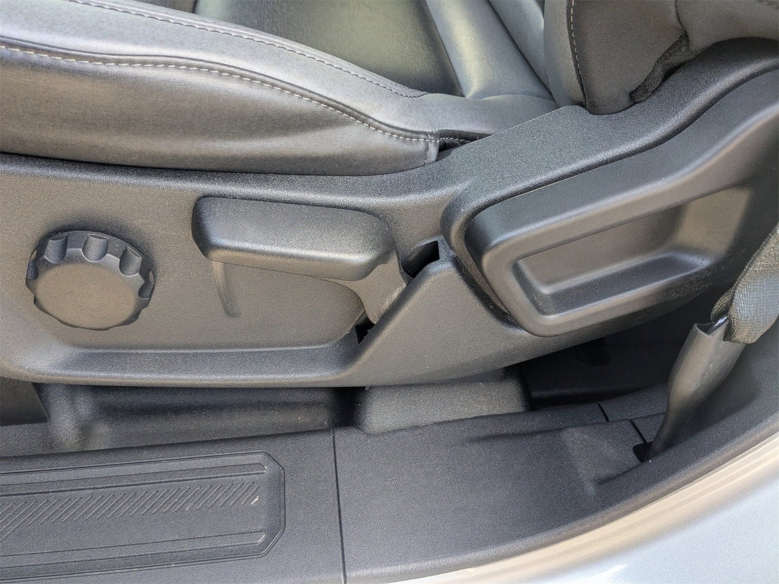 Used 2024 Ford Bronco Big Bend image 18