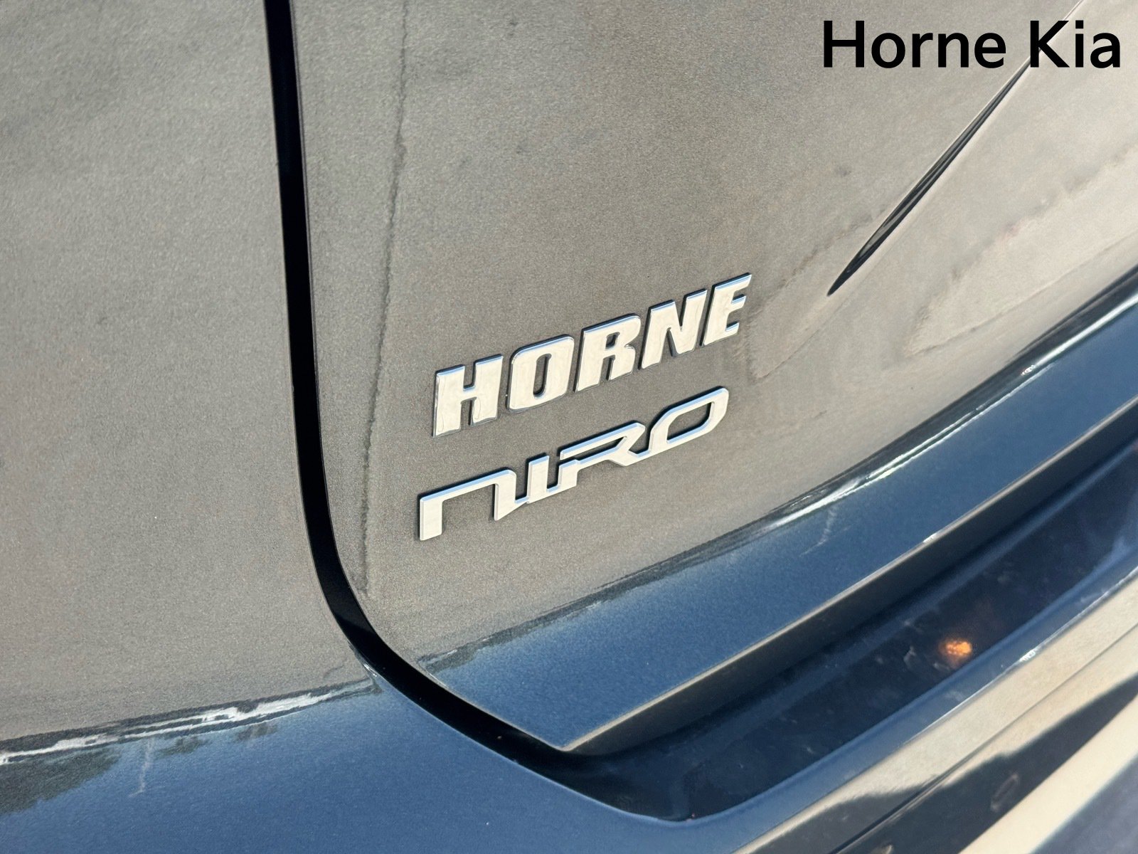 Certified 2024 Kia Niro EX Touring FWD image 29