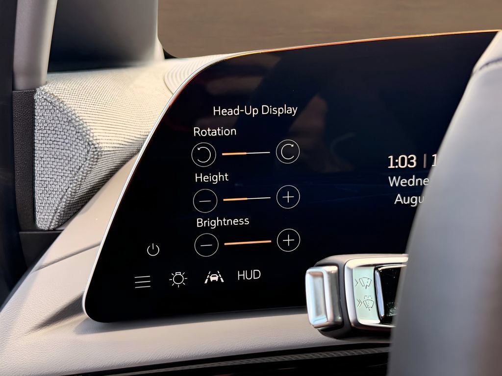 New 2027 Cadillac Optiq Premium Sport w/ LPO, Floor Liner Package AWD/4WD image 19
