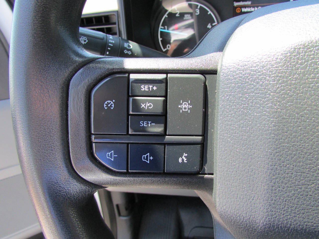 Used 2023 Ford F350 XL RWD image 19