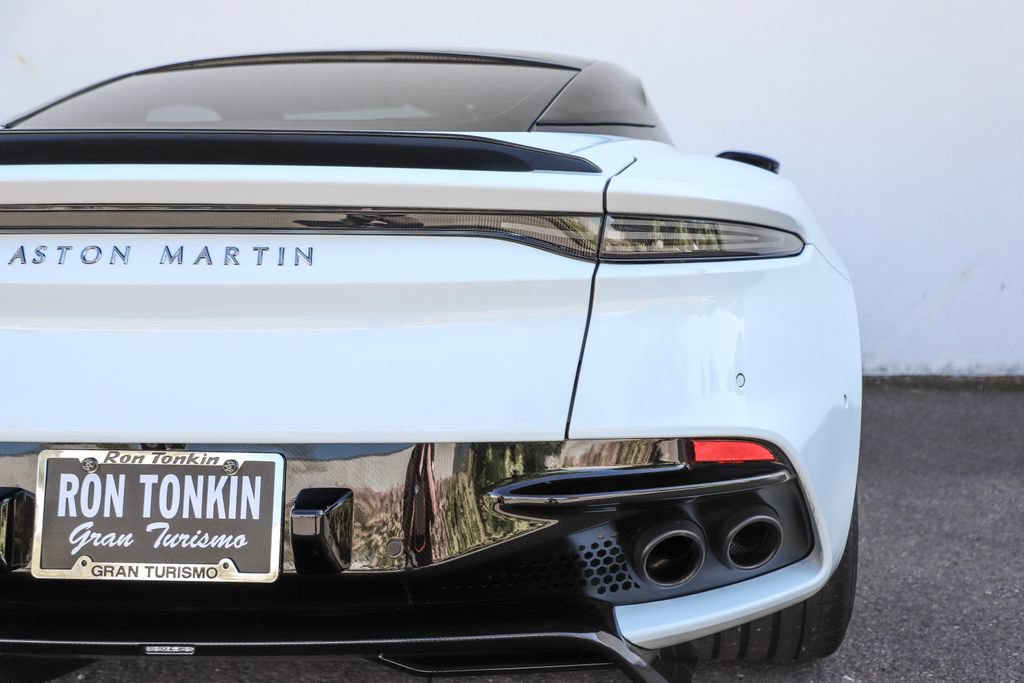 Used 2019 Aston Martin DBS Superleggera RWD image 33