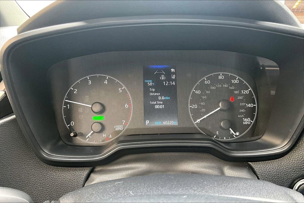 Used 2023 Toyota Corolla SE w/ SE Package image 12