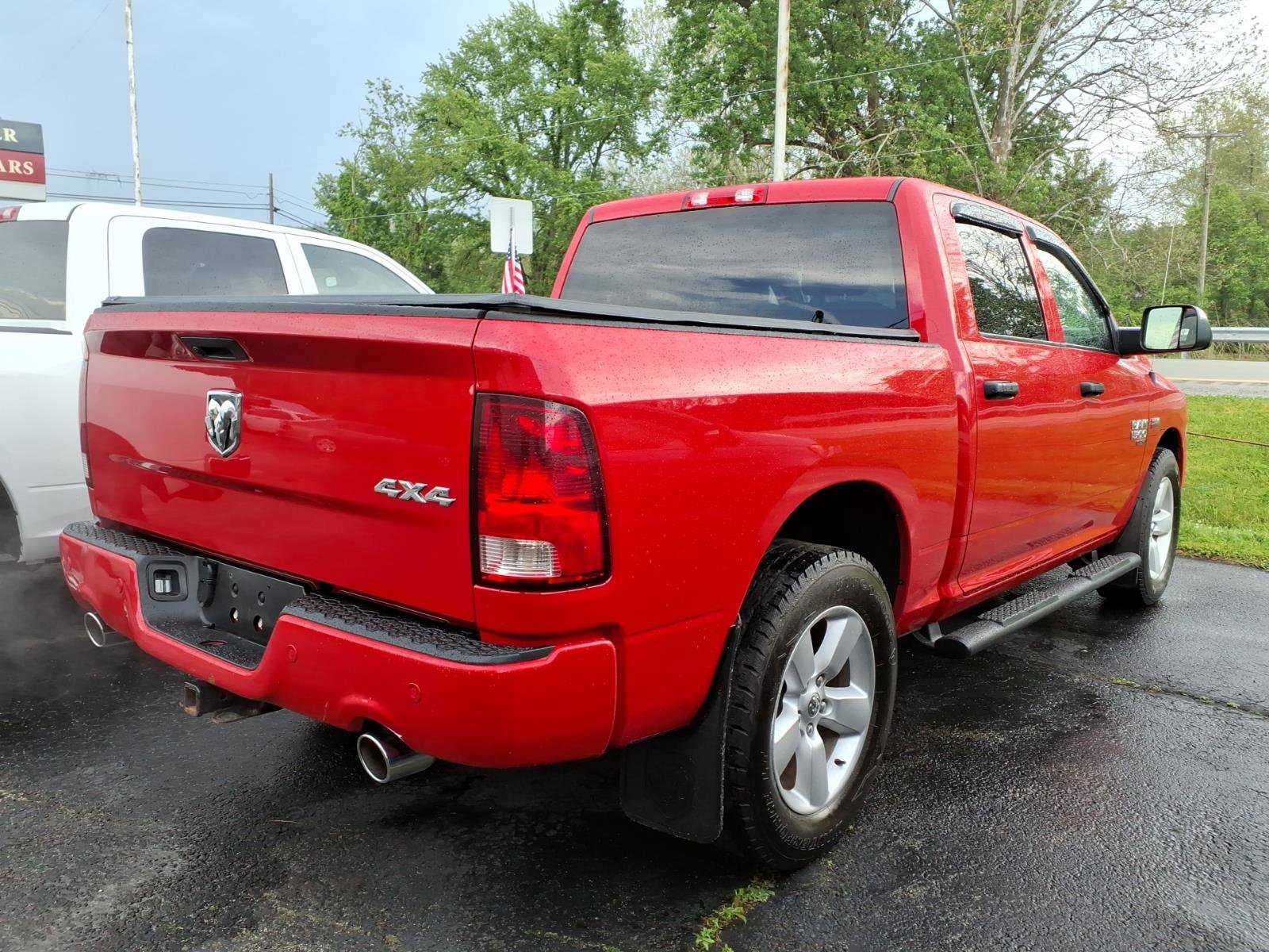Used 2022 RAM 1500 Express w/ Wheel & Sound Group AWD/4WD image 2