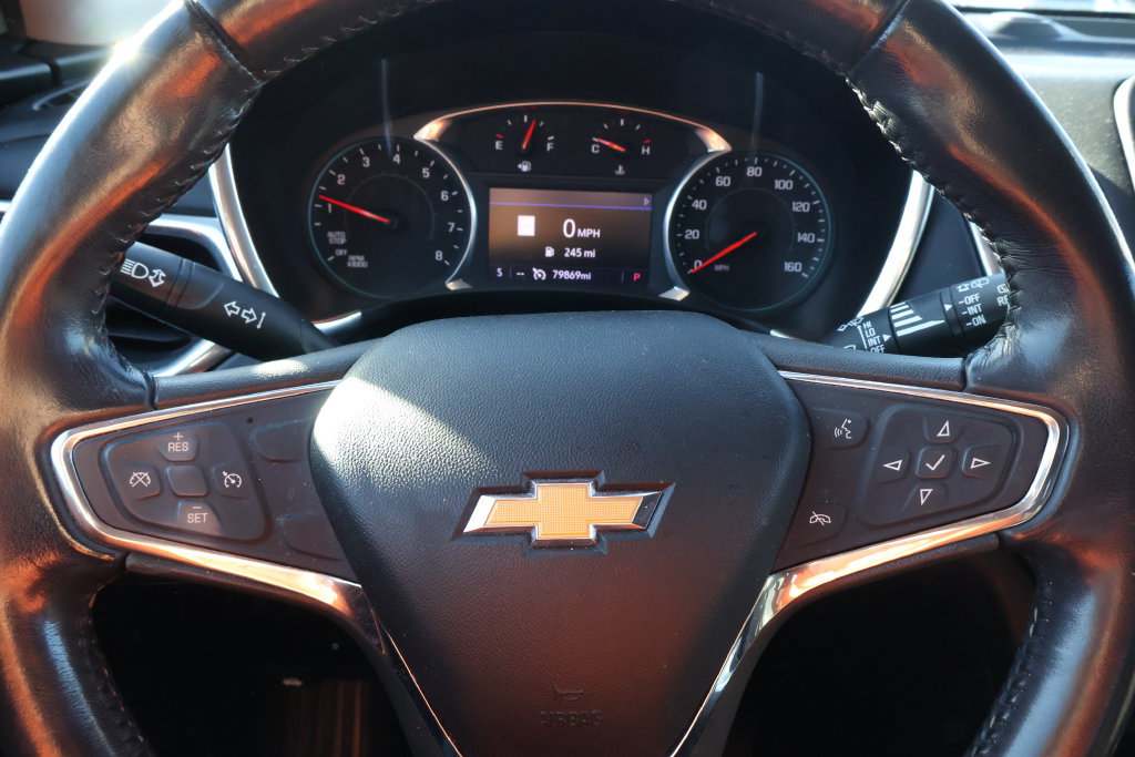 Used 2019 Chevrolet Equinox LT w/ Sun & Navigation Package FWD image 18