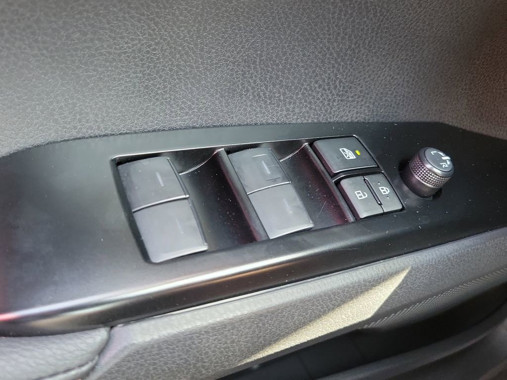 Used 2026 Toyota Camry XLE image 17