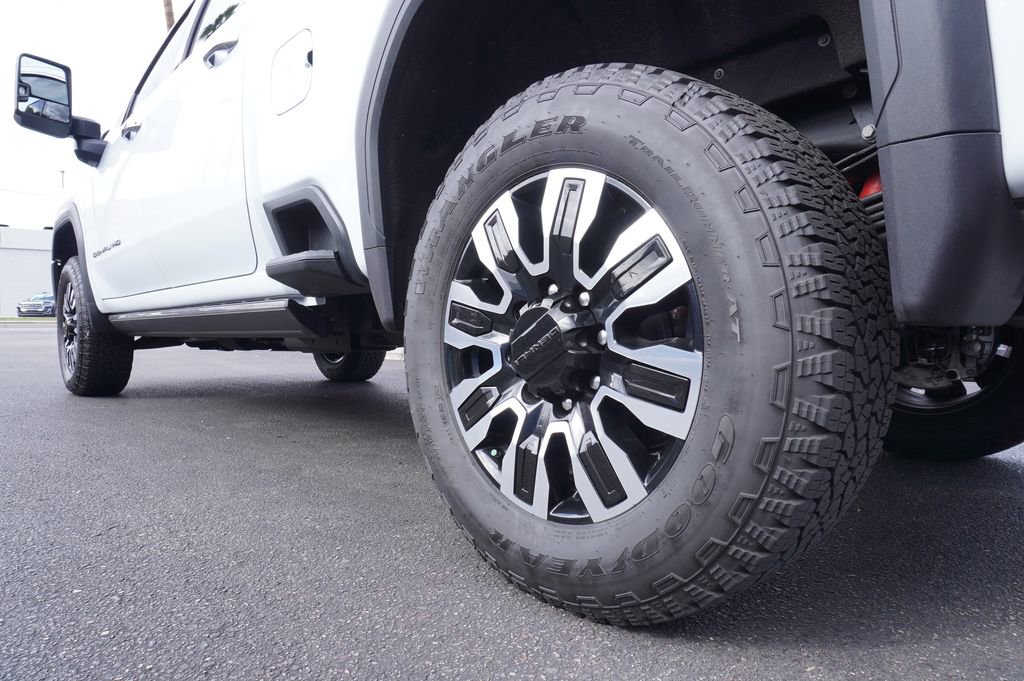 Certified 2026 GMC Sierra 2500 Denali Ultimate w/ Max Trailering Package image 6