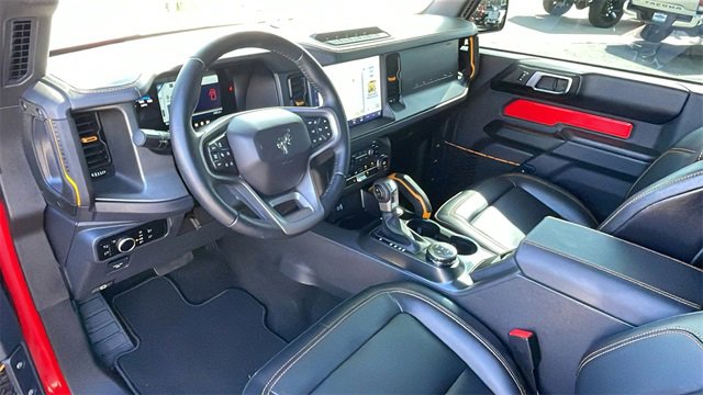 Used 2024 Ford Bronco Badlands image 12