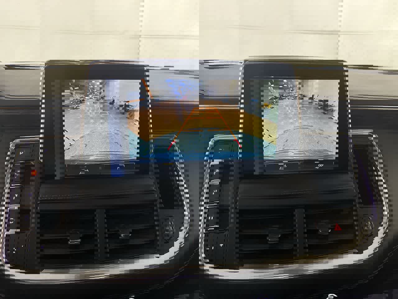 Used 2024 Chevrolet Tahoe LT image 19