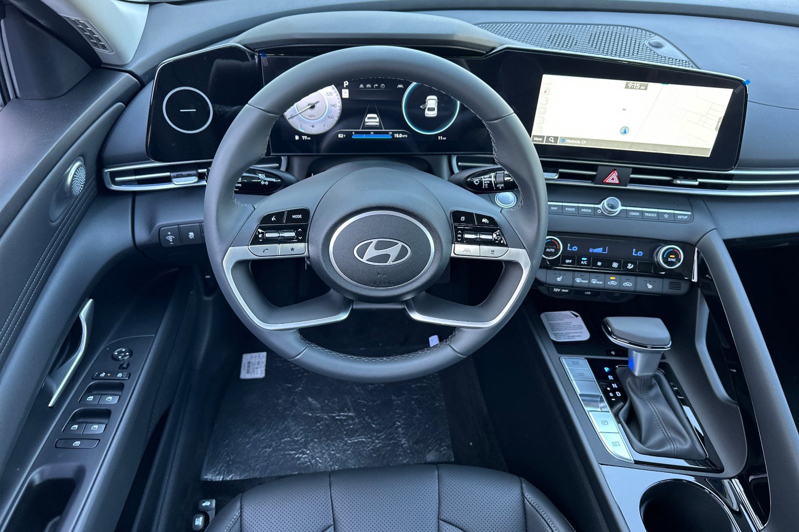 New 2026 Hyundai Elantra Limited FWD image 14