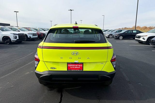 New 2026 Hyundai Kona SE AWD/4WD image 28