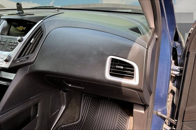 Used 2017 Chevrolet Equinox LT w/ Convenience Package FWD image 16