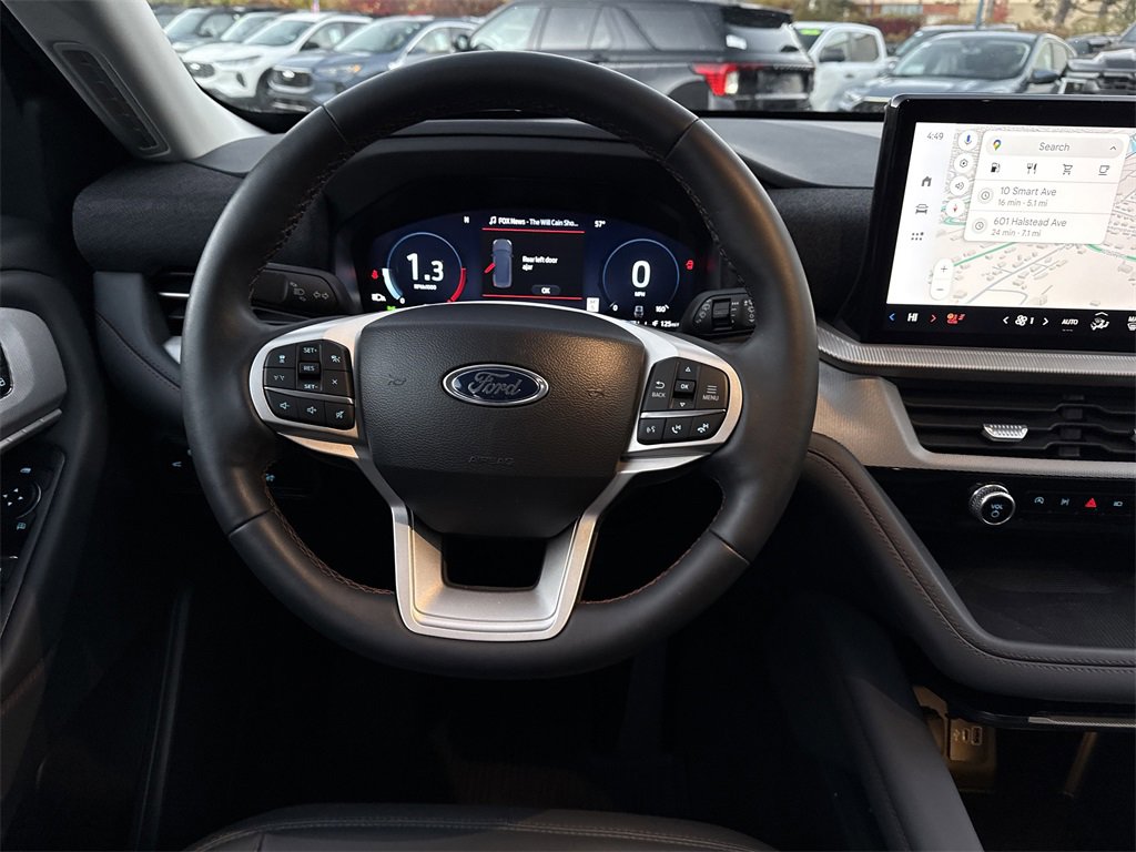 Used 2025 Ford Explorer Active w/ Active Comfort Package image 12
