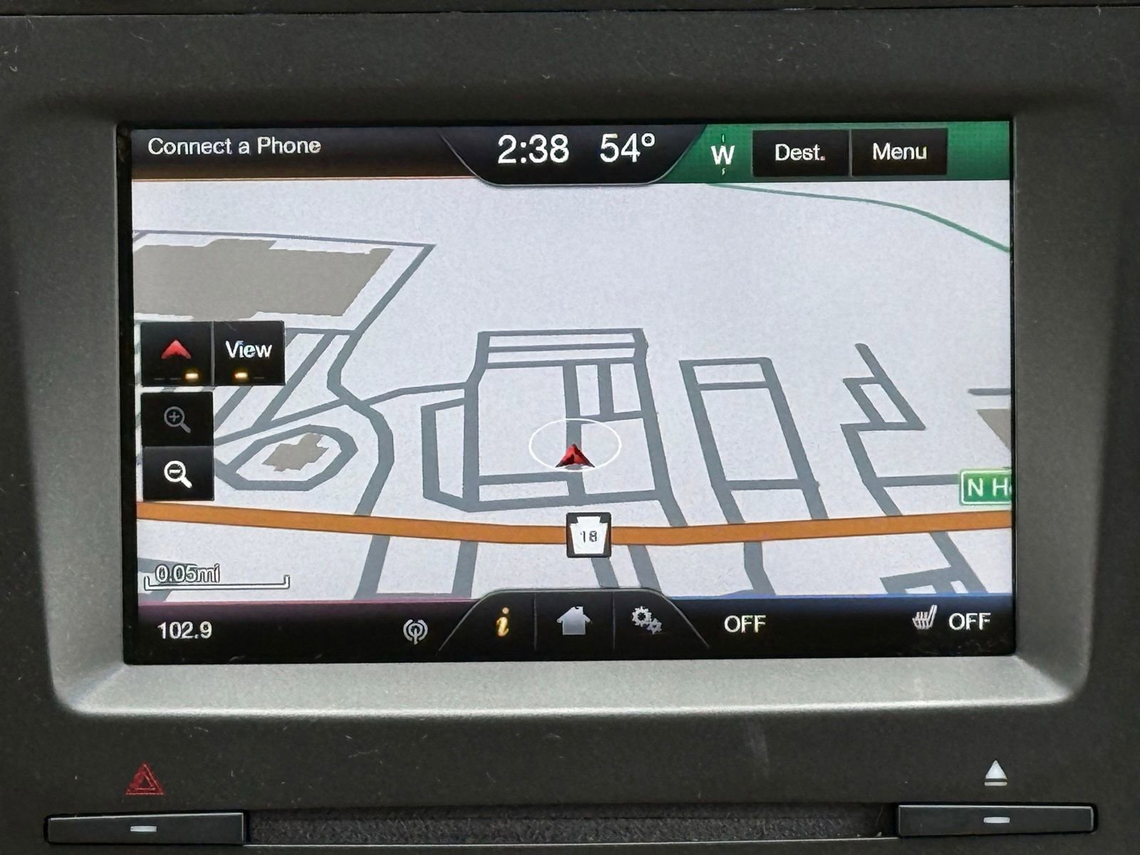 Used 2015 Lincoln Navigator L 4WD w/ Equipment Group 101A Reserve image 4