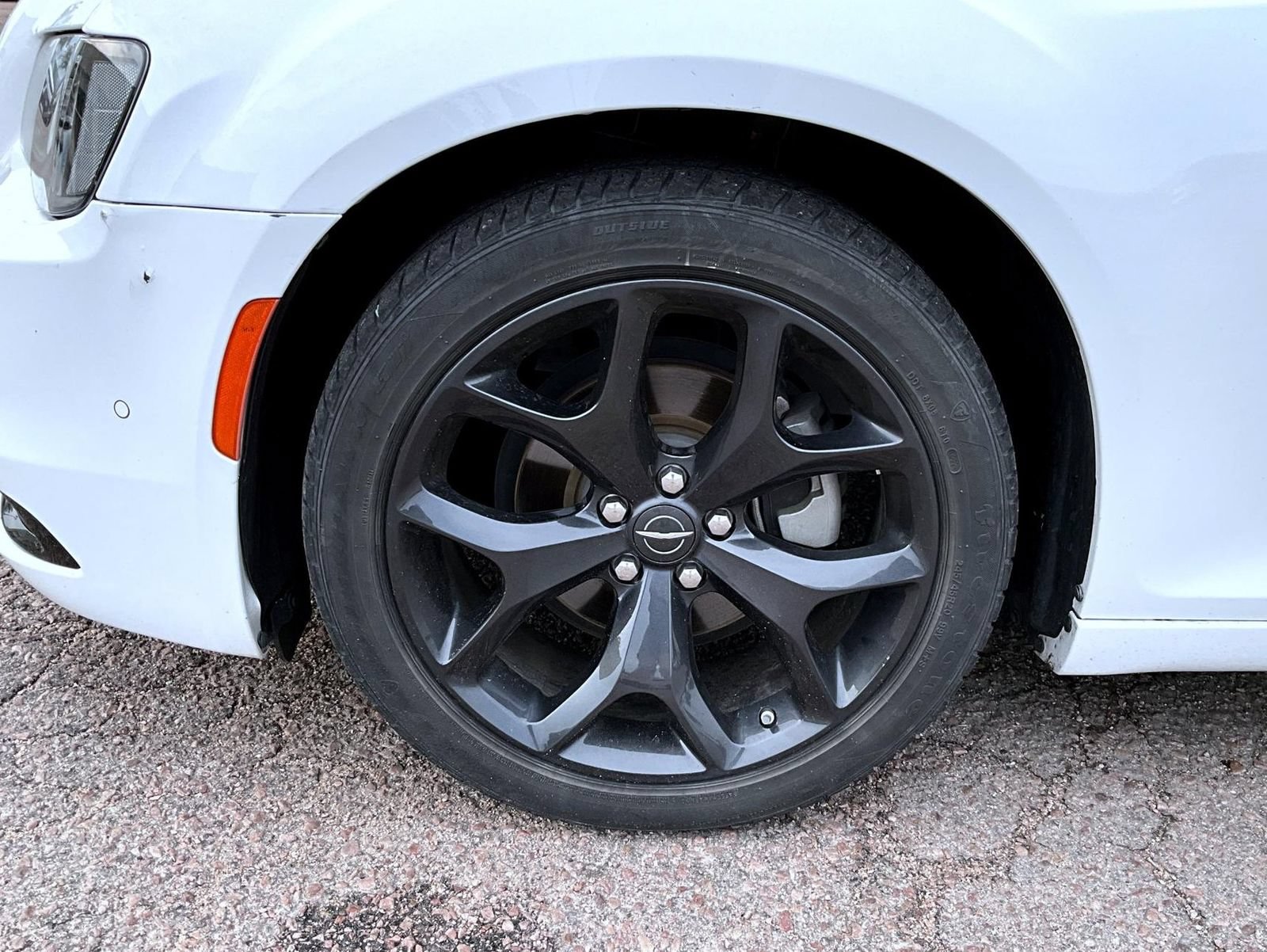Certified 2022 Chrysler 300 S w/ Comfort Group RWD image 22