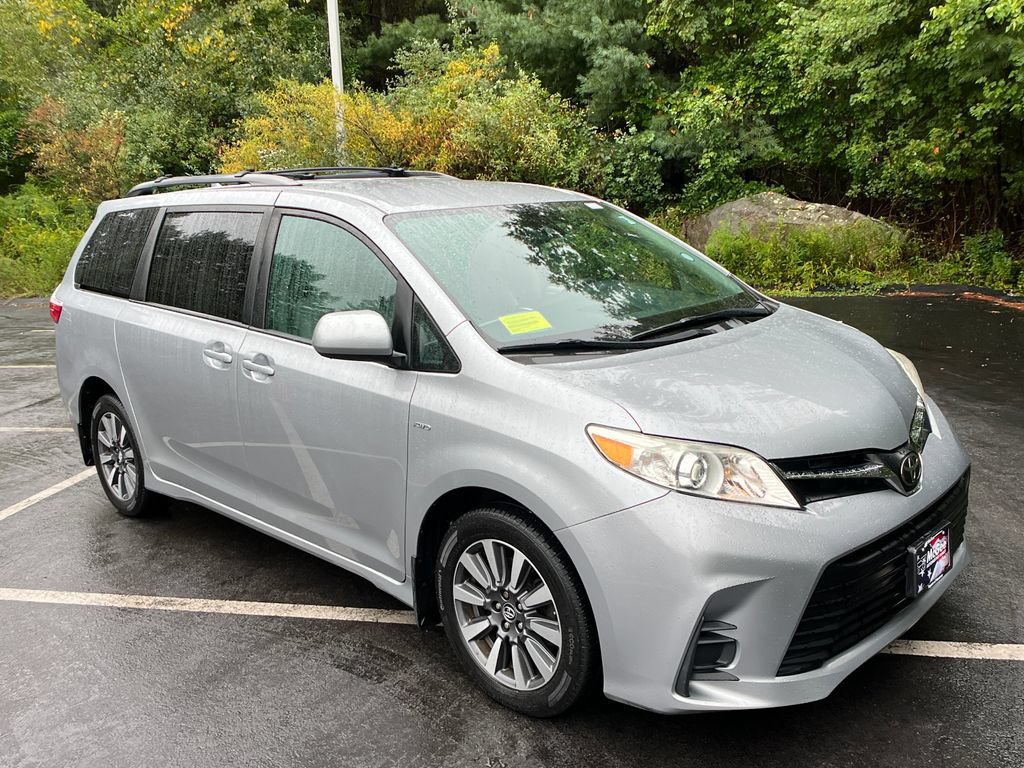 Used 2018 Toyota Sienna LE AWD/4WD image 7