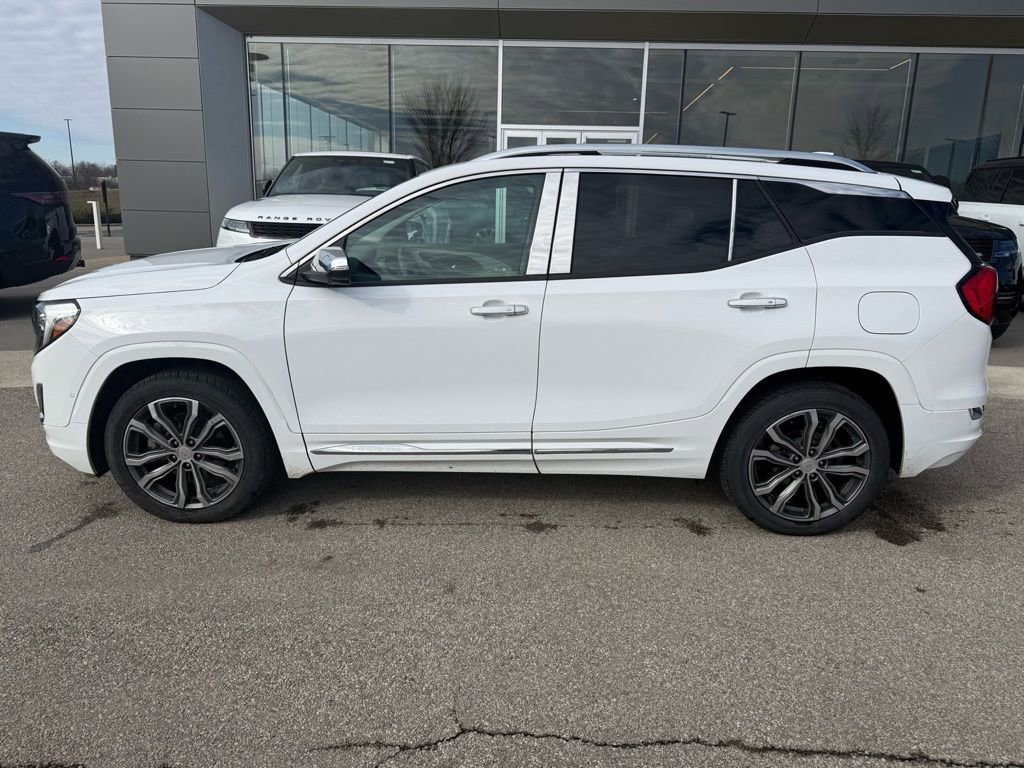 Used 2019 GMC Terrain Denali w/ Advanced Safety Package image 4