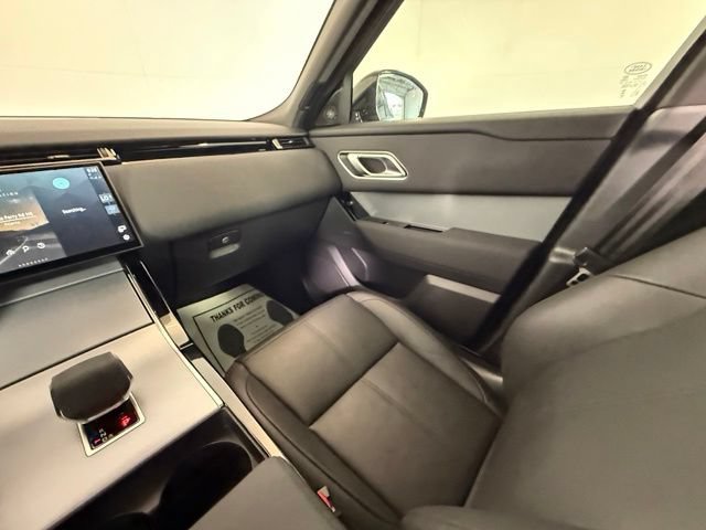 Certified 2025 Land Rover Range Rover Velar S AWD/4WD image 35