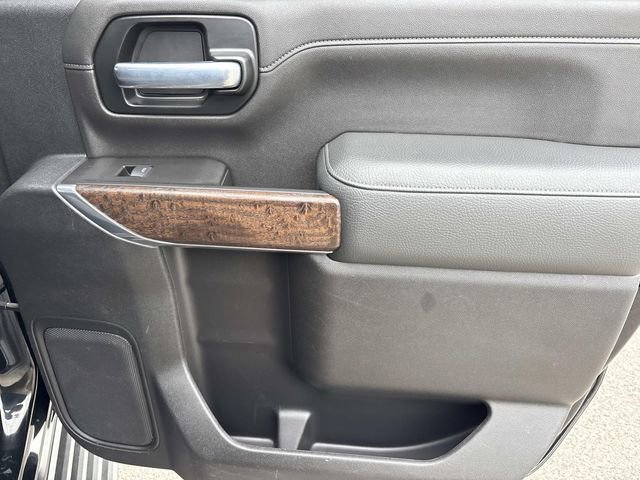 Used 2021 GMC Sierra 2500 Denali w/ Denali Black Diamond Edition AWD/4WD image 20