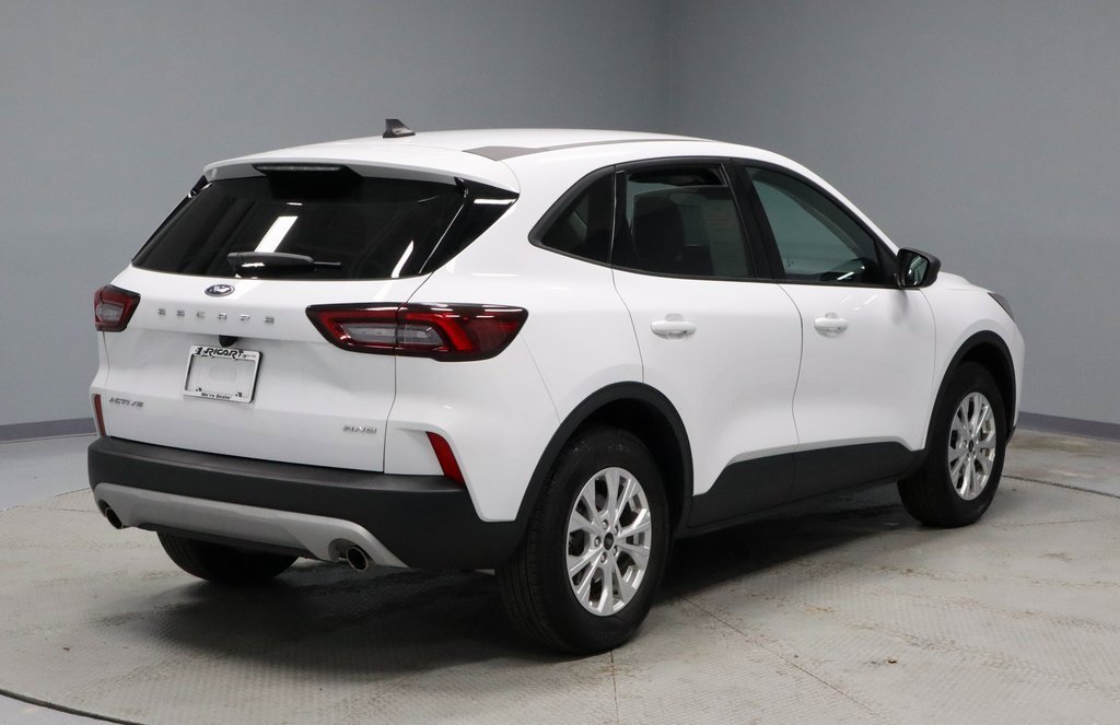 Certified 2025 Ford Escape Active image 10