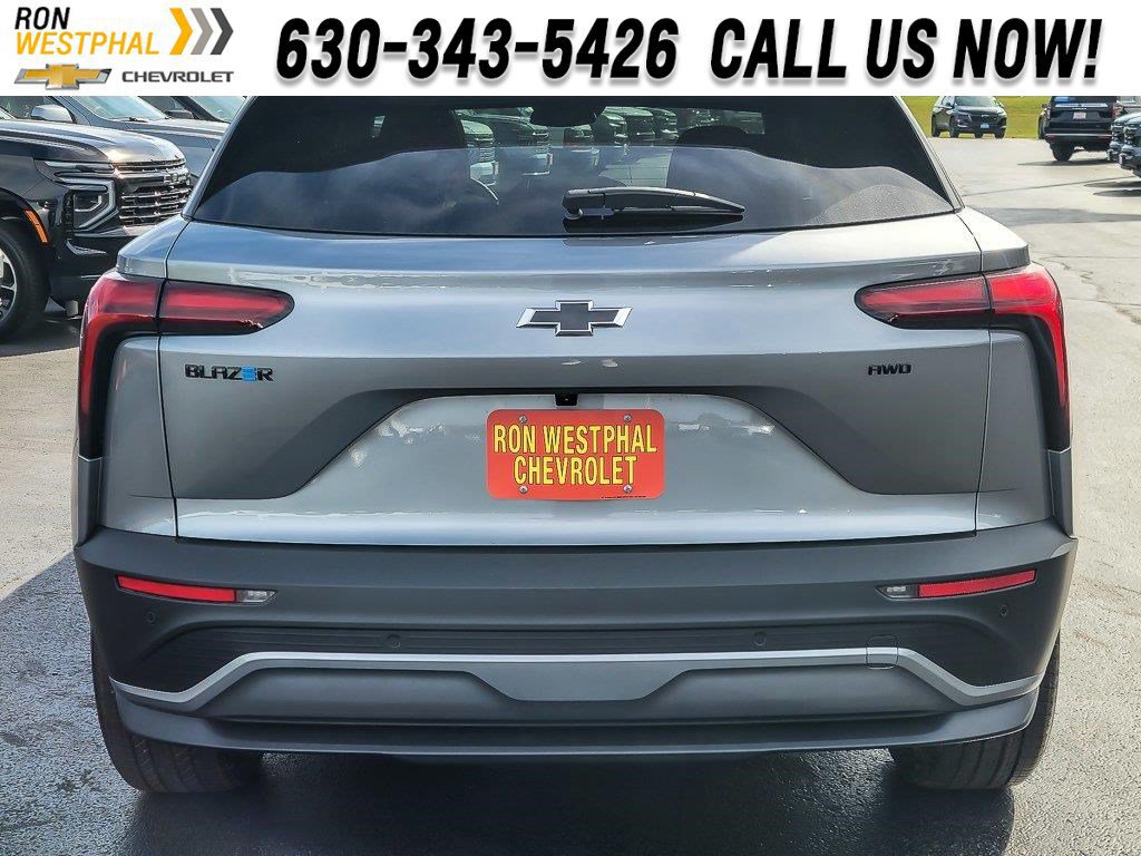 New 2026 Chevrolet Blazer EV LT AWD/4WD image 5