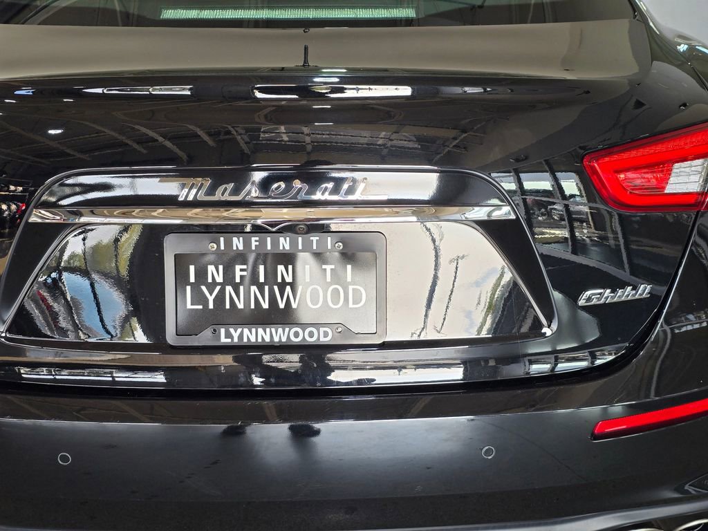 Used 2018 Maserati Ghibli image 24