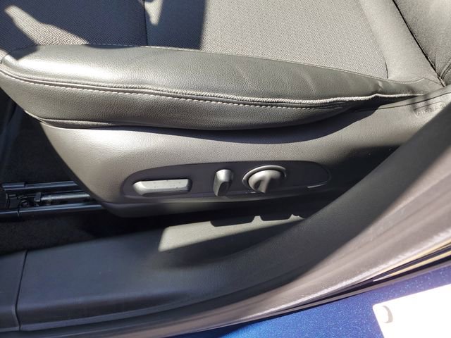 Used 2022 Buick Encore GX Preferred w/ Cold Weather Comfort Package image 21