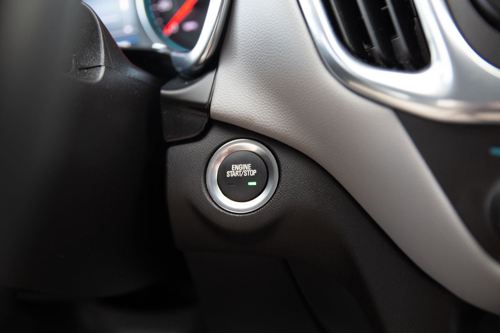 Certified 2023 Chevrolet Equinox LT w/ Driver Convenience Package image 14