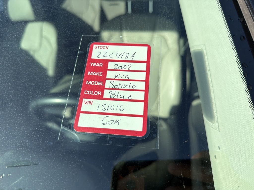 Certified 2022 Kia Sorento S FWD image 10